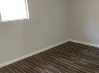 14842 Clymer St, Mission Hills, CA 91345