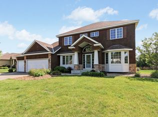 2979 Bobcat Trl NW, Prior Lake, MN 55372