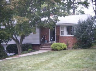 34 Siek Rd, Butler, NJ 07405