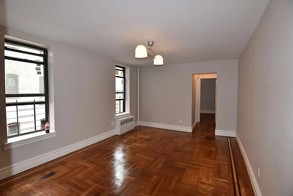 Rented by Zuz Realty | media 52