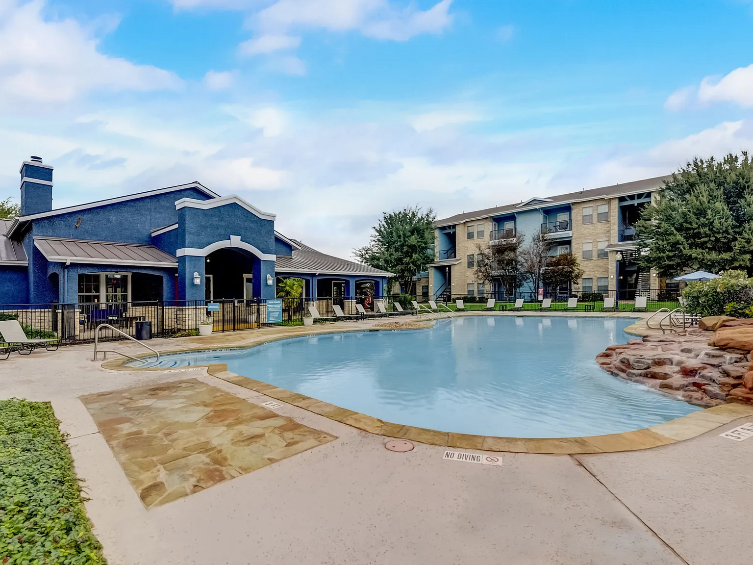Oasis at Plum Creek Apartments — Photo 1