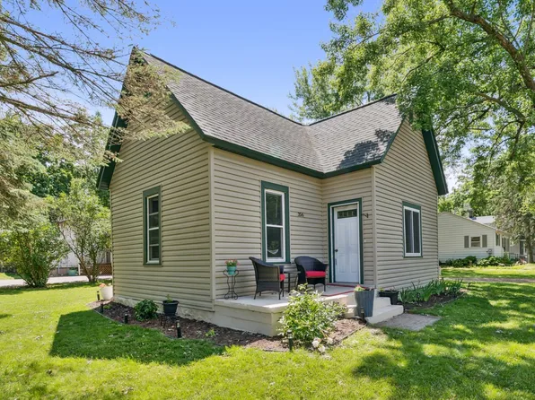 356 E 6th St, New Richmond, WI 54017