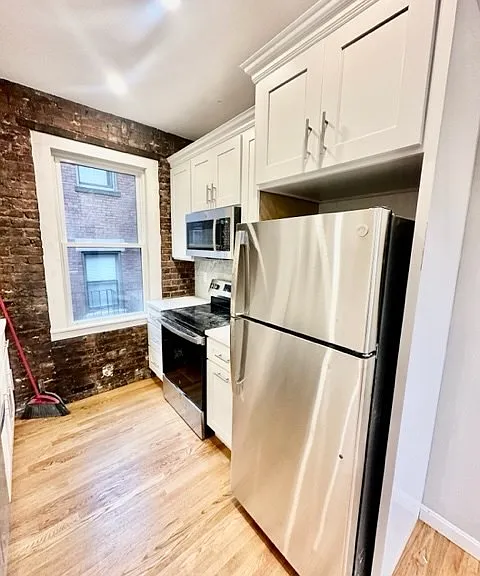 76 N Margin St #8 — Photo 4