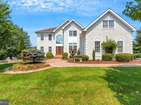 14 Cherrydale Rd, Glen Mills, PA 19342