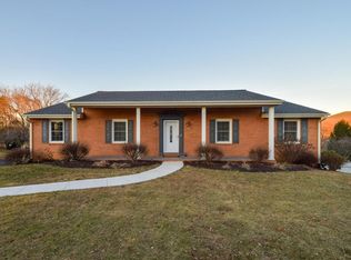 55 McIntosh Rd, Roanoke, VA 24019