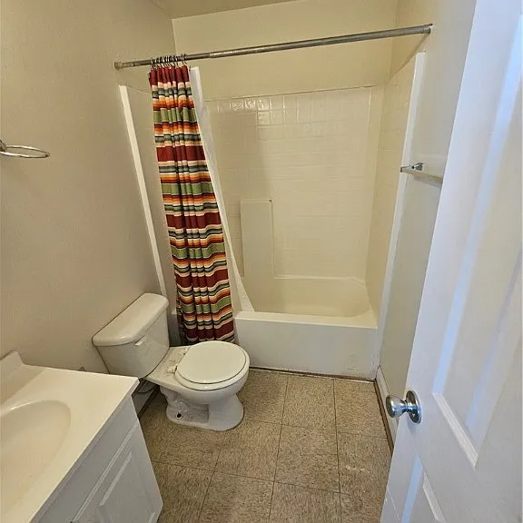 1309 W Clay St — Photo 11