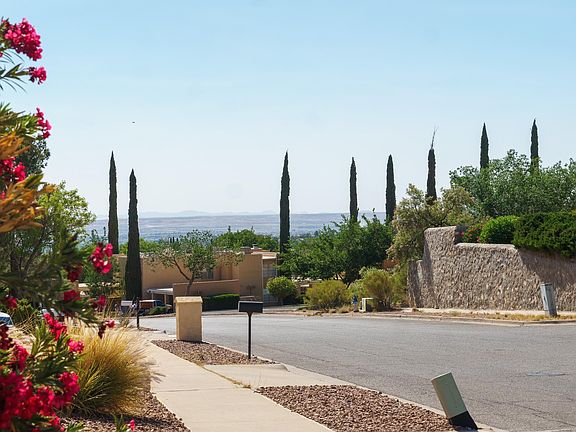 3rd image of 6162 Los Robles Dr