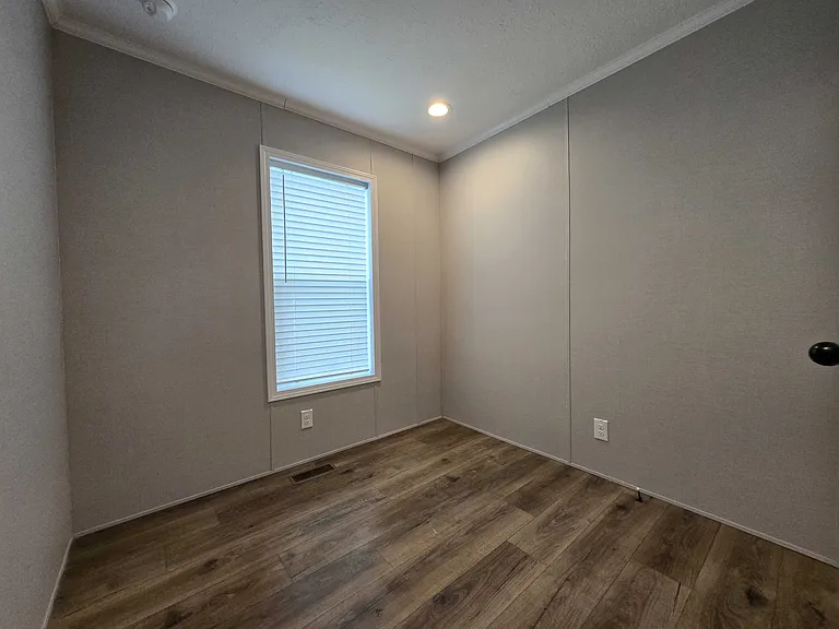 29800 Guilford Cir #414 — Photo 25