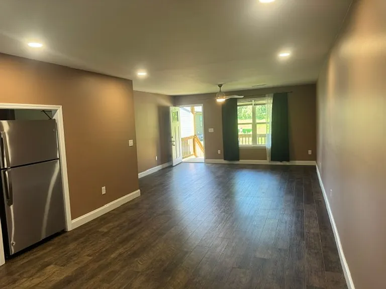385 Virginia Street — Photo 9