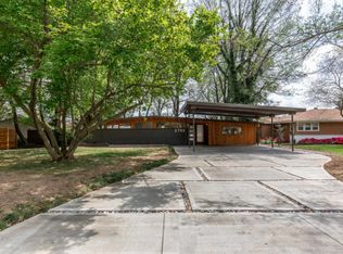 2702 E Alameda St, Springfield, MO 65804