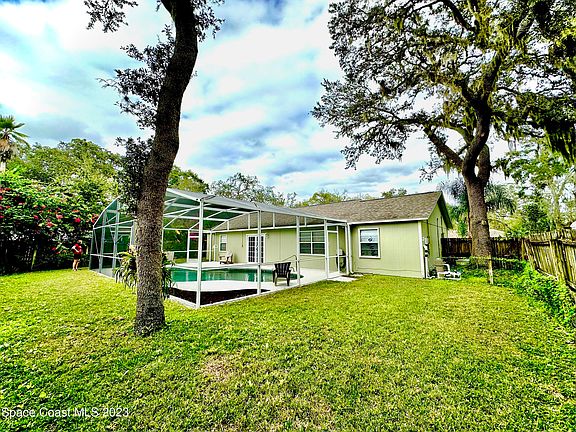 3rd image of 4247 Shades Crest Ln