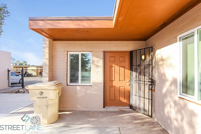 1st image of 6724 W Palmaire Ave APT 4