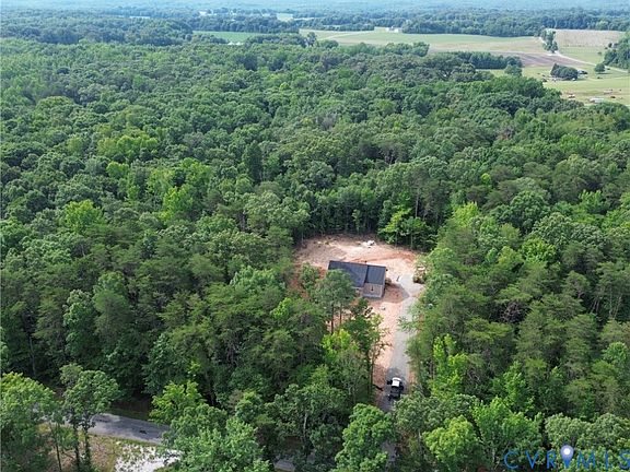 3rd image of 1387 New Town Rd