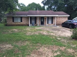 1516 Shalimar Rd, Mobile, AL 36609