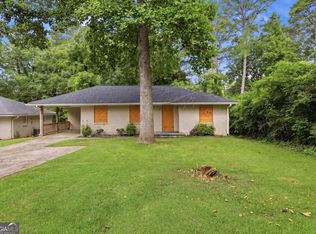 1865 S Columbia Pl, Decatur, GA 30032