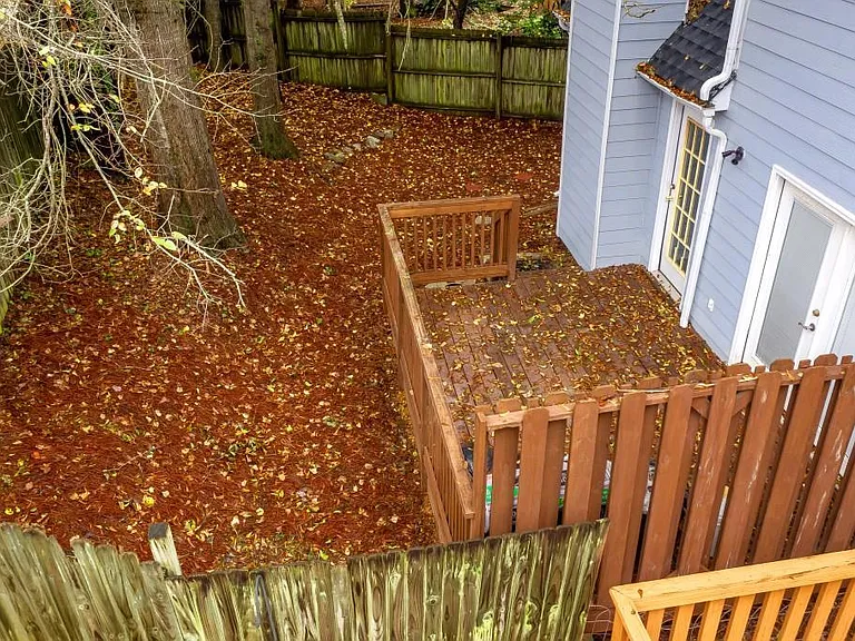 3036 Regal Park Ct — Photo 31