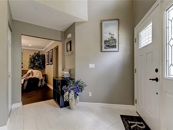 3rd image of 6237 Cedarbrook Dr N