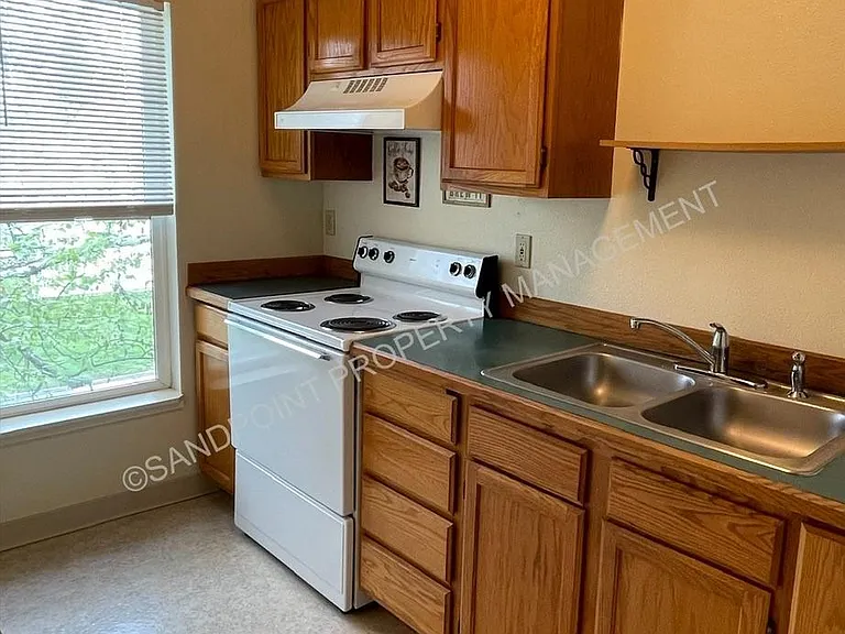 302 S 2nd Ave #7 — Photo 8