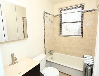Lennox Apartments — Photo 15