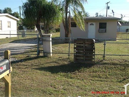 1st image of 1731 Lauderdale Manor Dr
