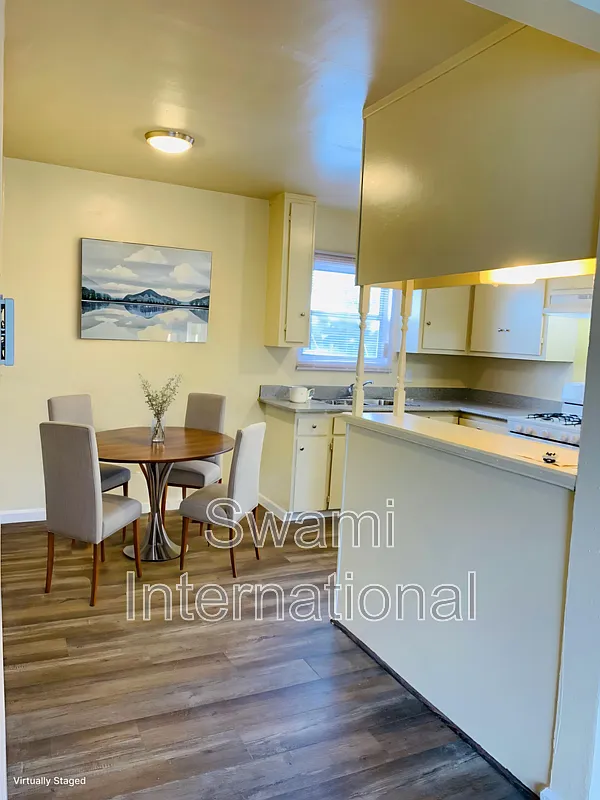 2 bed, 1.0 bath, 806 sqft, $1,795 — Photo 3