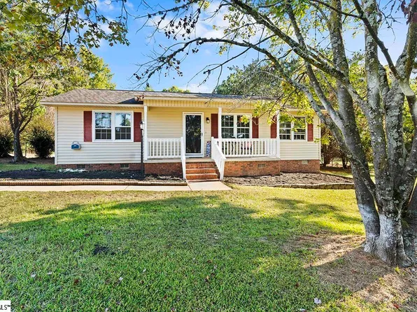 1307 Morgan Rd, Hodges, SC 29653