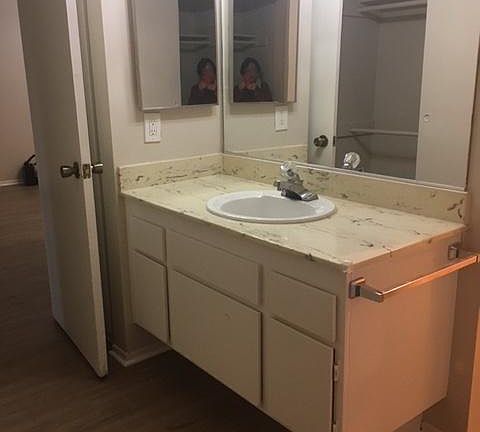 3rd image of 23515 Lyons Ave Unit 166