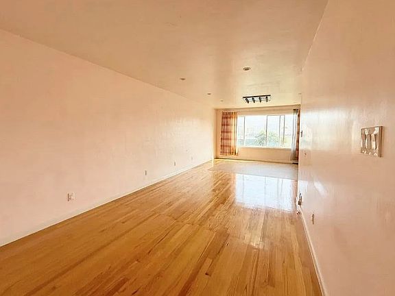 2nd image of 307 Teddy Ave