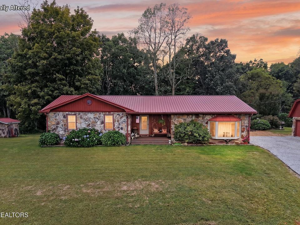 1st image of 1093 Pomona Rd