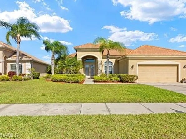 8066 Princeton DR, NAPLES, FL 34104