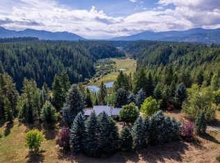1594 Highland Flats Rd, Naples, ID 83847