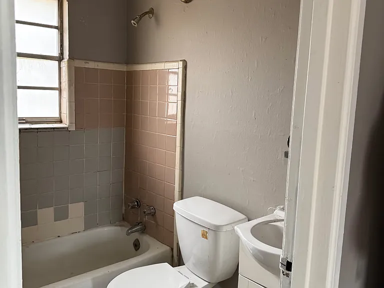 706 Palmetto Ave — Photo 9