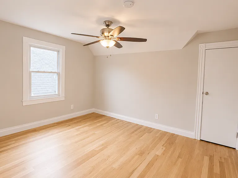 17 Elliott St #3 — Photo 1