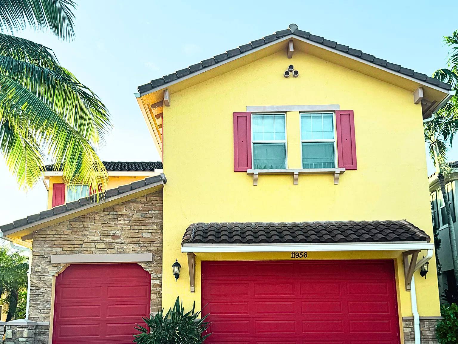 5 bed, 3385 sqft, $6,500 — Photo 2