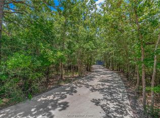 5819 Stallion Rdg, College Station, TX 77845