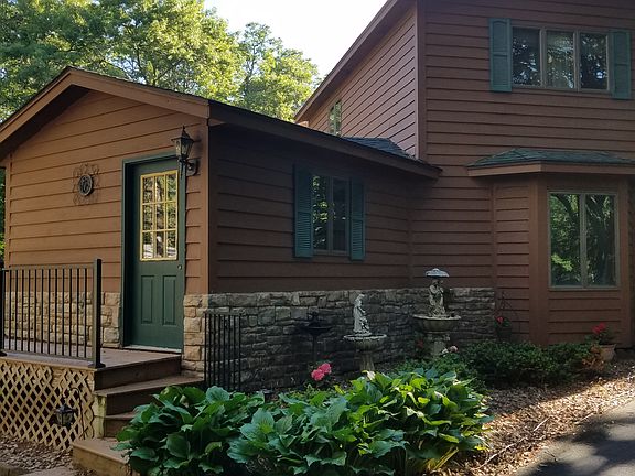 Office/Bedroom private entry