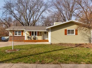 3108 Ashwood Dr, Urbandale, IA 50322