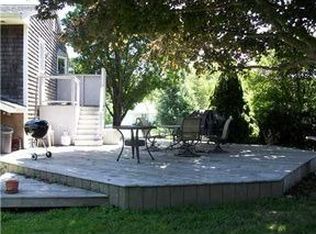 87 Lisa Ter, Portsmouth, RI 02871