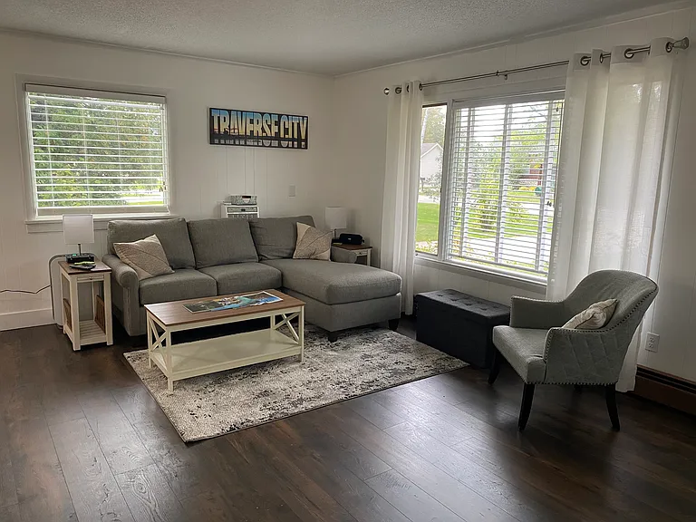 12702 S Cedar Ln — Photo 9