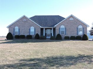 2140 Flatwoods Rd, O'Fallon, MO 63366