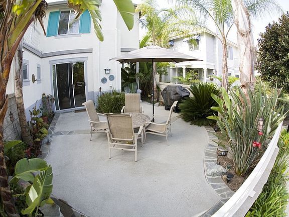 2nd image of 95 Coronado Cay Ln