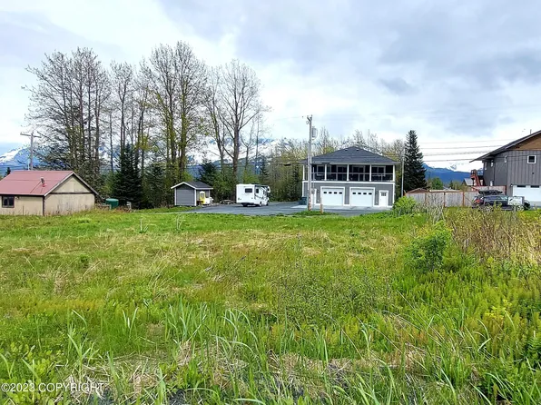 704 3rd Ave, Seward, AK 99664