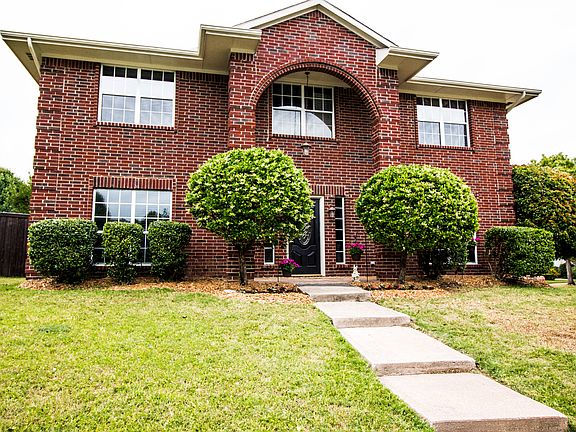 3rd image of 2403 Whitetail Dr
