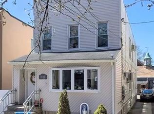 70-12 71st St, Flushing, NY 11385