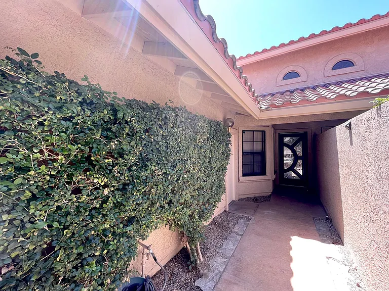 41469 Woodhaven Dr W — Photo 3