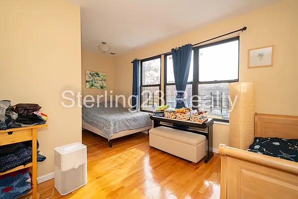 Rented by Sterling Realty Solution Inc | media 3