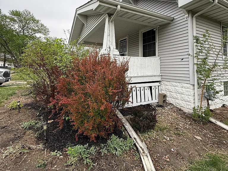1237 E Johns Ave — Photo 4