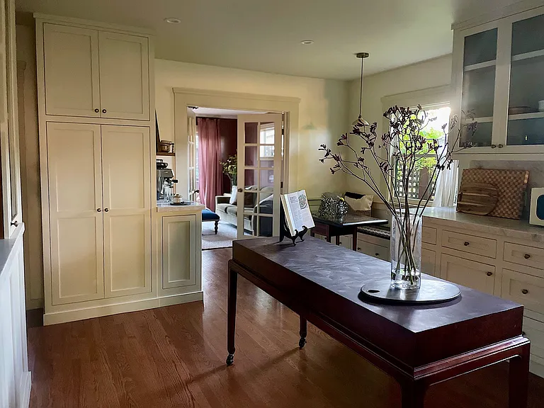 855 Walnut Ave — Photo 9