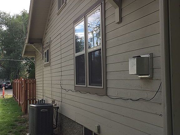 3rd image of 318 Burlington Ave