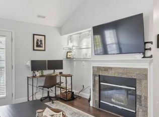 15024 Lenox Dr #324, Strongsville, OH 44136